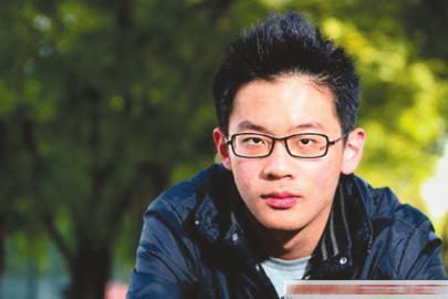 风流,最后情定小他30岁的妻子王小屯,生下一儿一女,取名李戡和李谌