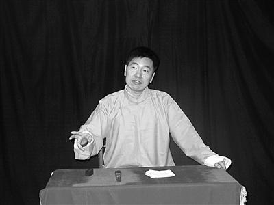 80后自创动漫评书《海贼王》 不担心传统派质疑