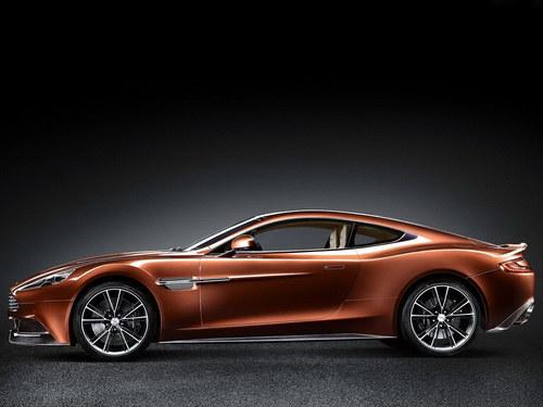 年底进口 阿斯顿·马丁vanquish广州首发