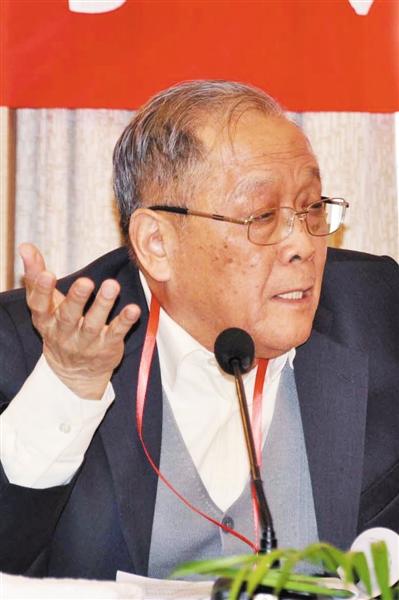 法学家:"法院决定证人是否出庭"不利查明真相