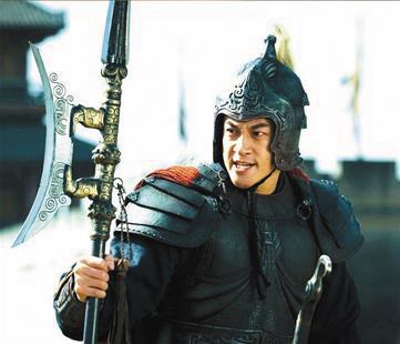 网友:《新三国》中的吕布变成了《楚汉传奇》中的项羽.