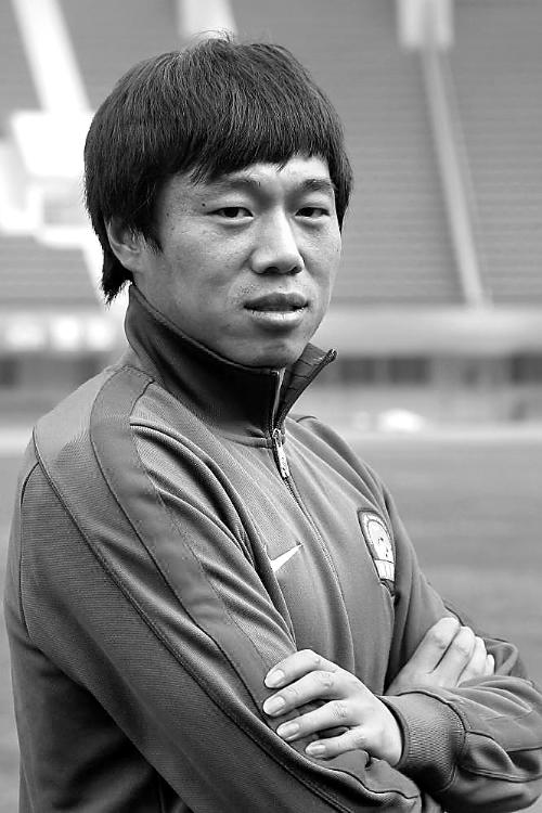 陆峰重伤恐将危及职业生涯 明后天将进行手术