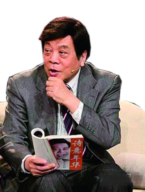 长春网友格格巫说:"前几天还看过赵忠祥老师戴墨镜大跳神曲《江南