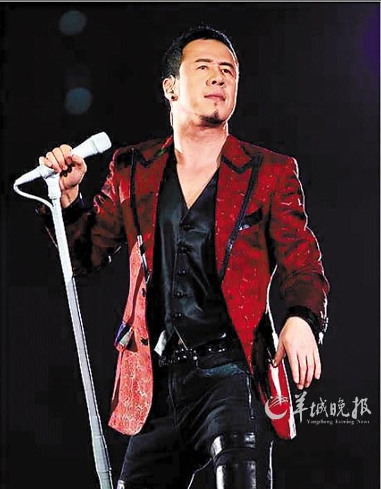 杨坤表示关注《我是歌手》《中国好声音》导师杨坤将"降格"成选手