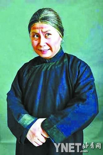 《杨三姐告状》中反串此前已经被赵丽蓉演绝了的