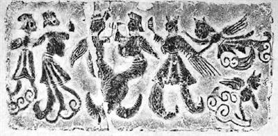 蛇的古体字是"它" 作为图腾物传达祥瑞灾异