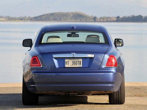 劳斯莱斯推v16引擎新跑车 suv列入计划