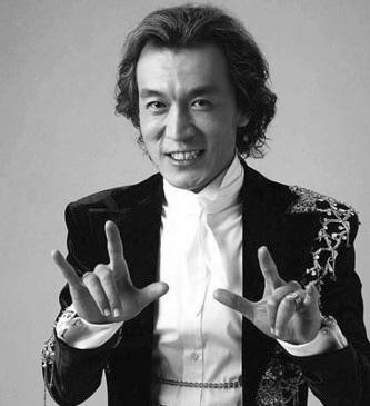 李咏要离开央视? 内部人士:相关手续正在办理中