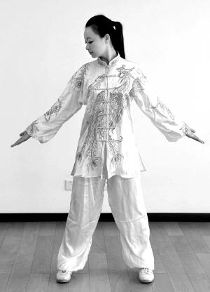 怎样打败颈椎病 跟美女老师学武术(图)