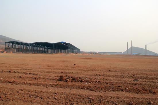 河南一企业非法占地百亩建砖厂 遭查处后仍施工