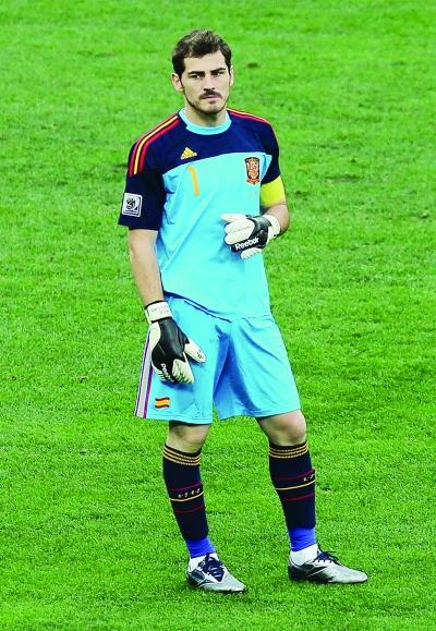 昨天的西甲焦点战,皇马凭借厄齐尔的梅开二度与本泽马的破门,在主场有