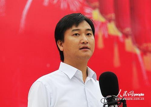 凤凰县副县长蔡龙