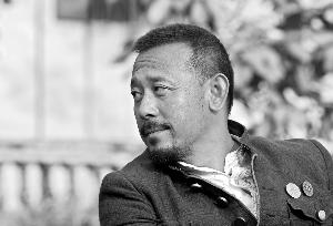 葛优(左)和姜文(右)在《让子弹飞》中的对手戏很精彩,新片《一步之