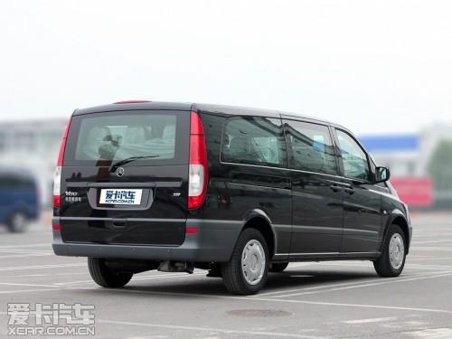 福建奔驰2011款威霆