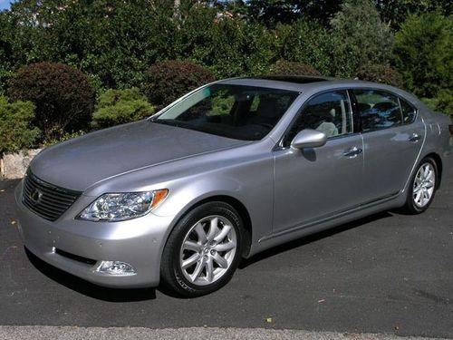 重庆车展现场特惠 雷克萨斯LS优惠15万