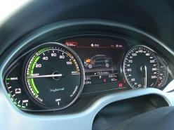 �µ�A8L 40 Hybrid