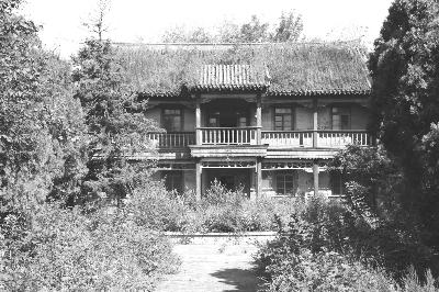 省级文物张作相官邸面临坍塌 大部分房屋成危房