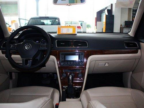 �Ϻ����� 1.6L �Զ� �п�̨����