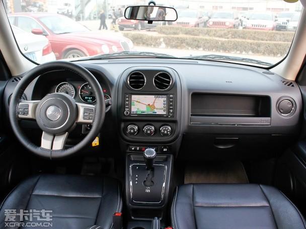 Jeep2013款自由客