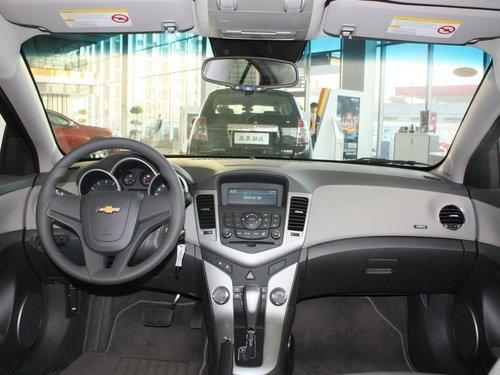 ѩ���� ��³�� 1.6 SE AT �п�̨����