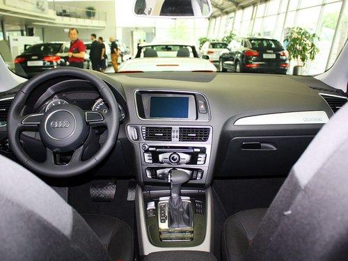 һ���µ� 40 TFSI quattro �п�̨����