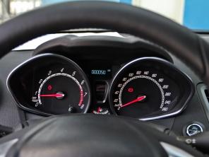 ����2013����껪ST