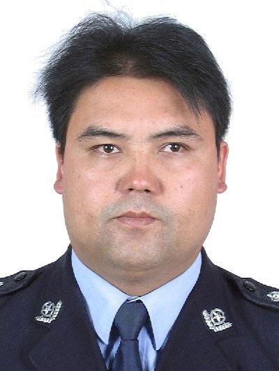 所长艾合买提托合提 买提图尔荪同志牺牲前三天(7月8日)留下的照片