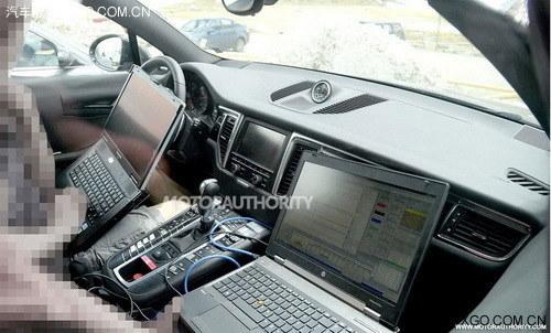 11����ɼ���׷� ��ʱ��Macan���µ���