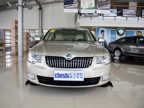 ˹�´� ��� 1.8TSI AT ��ͷ�����ӽ�