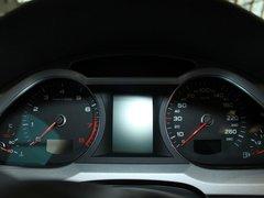 һ���µ� ��A6L 2.0 TFSI MT �����̺��Ǳ���