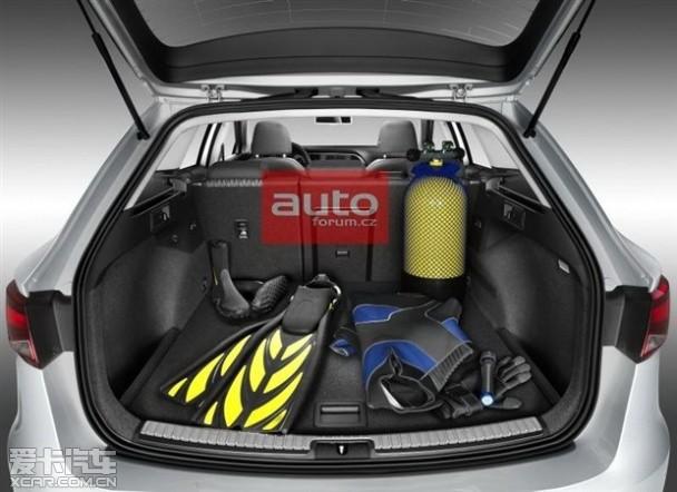 ������LEON ST