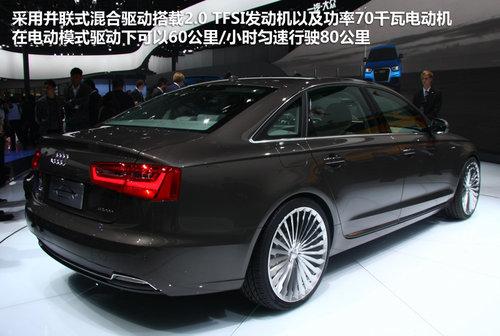 �����Ϳ���ʻ80km �µ�A6L e-tronʵ��