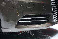 �����Ϳ���ʻ80km �µ�A6L e-tronʵ��