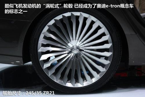 �����Ϳ���ʻ80km �µ�A6L e-tronʵ��