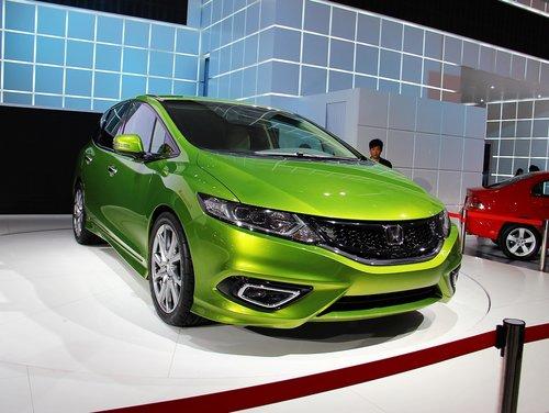 ���籾�� 1.8L �Զ�