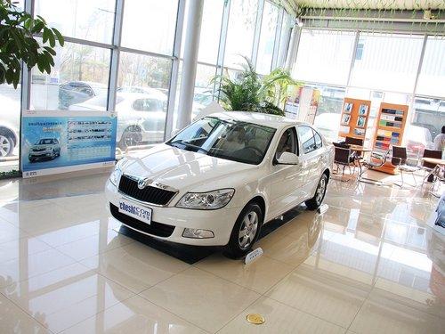 ˹�´� 1.6L �ֶ�