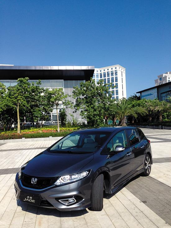 时尚跨界——试驾东风本田杰德