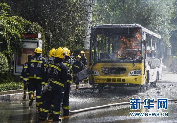 (�»���)(1)��³ľ��һ��ʻ����������� ����1������6������ 