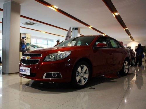 雪佛兰 2.0SL 自动 车辆左前45度视角