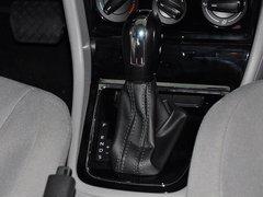一汽-大众 1.6L 自动 挂档把手特写