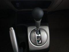 东风本田-思铭 1.8L 手动 挂档把手特写