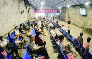 中国南方迎今年最强劲高温 局地最高气温超40℃