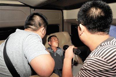 陕西被拐婴儿买主花7万买婴 警方解救遭遇拦截