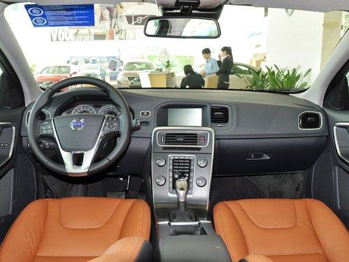 沃尔沃(进口) 2.0T 自动 中控台整体