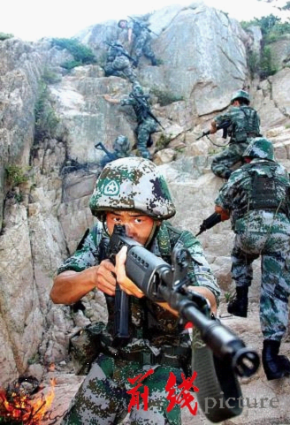 攀岩抢滩!直击舟山警备区某海防营严酷训练(图)