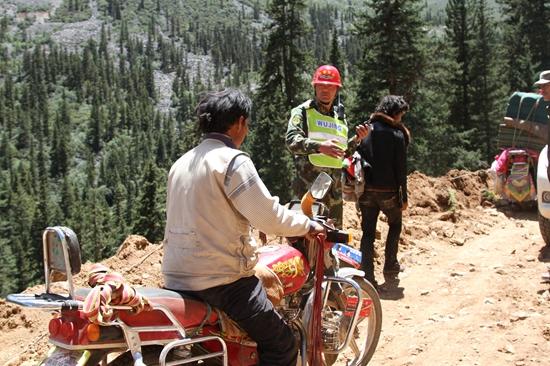 �侯��ͨ��֧��ָ������Ⱥ��ת��