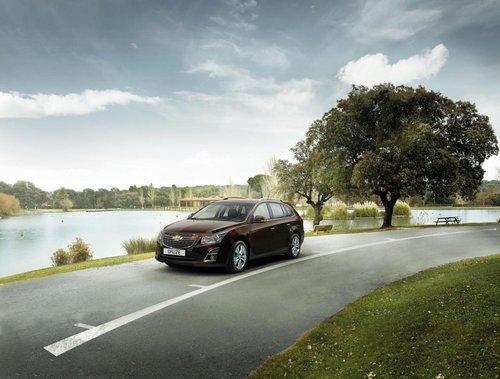 �����˸���չ�ٽ� ѩ�����ؽ������³�