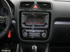 大众(进口) R 2.0TSI 中控仪表台总特写