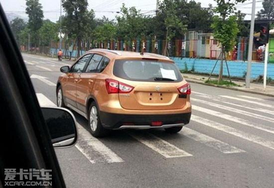 ����SX4 S-CROSS