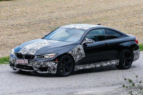 宝马全新M4轿跑/敞篷版谍照 明年初亮相